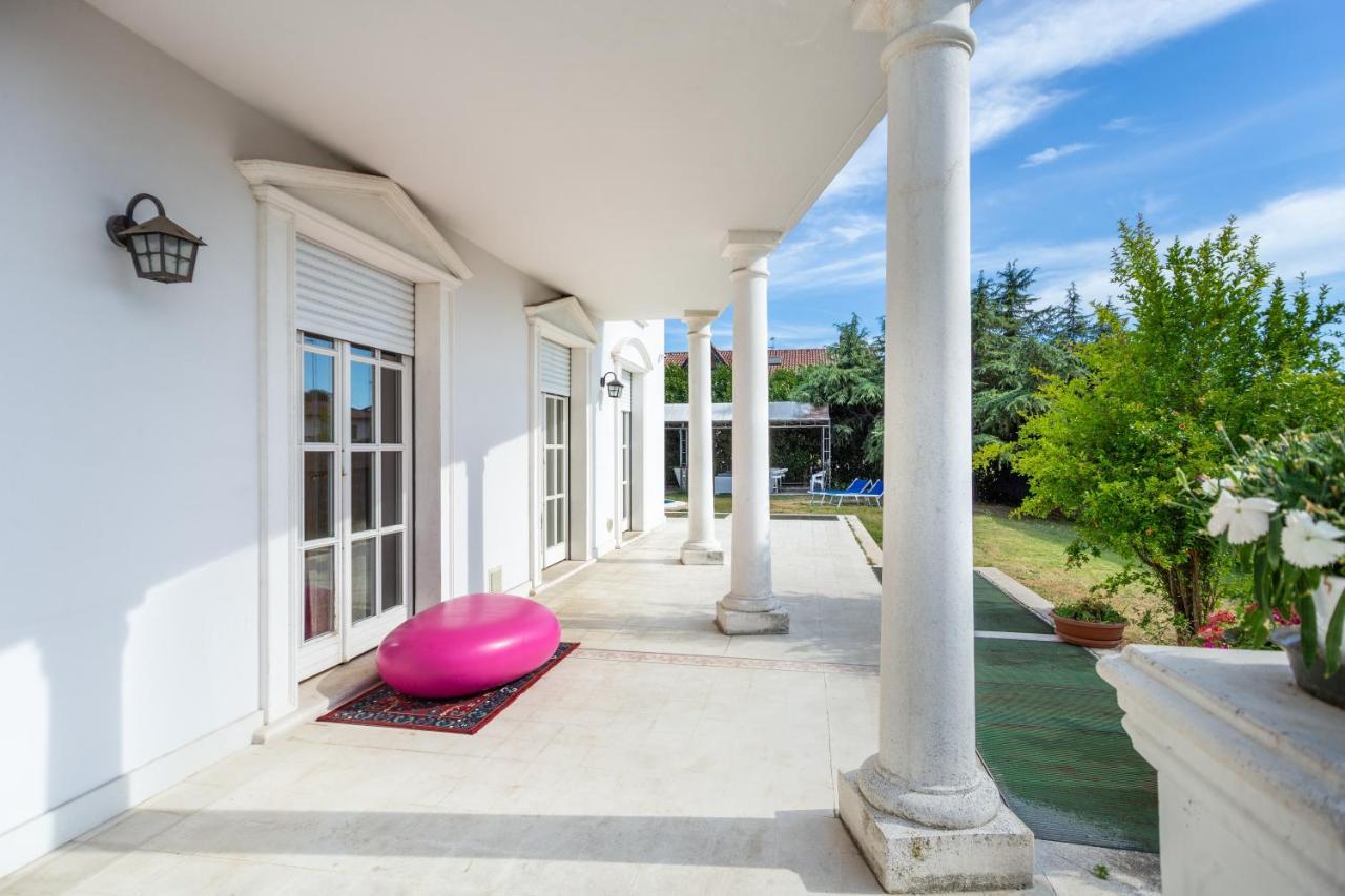 White House Appartement Lainate Buitenkant foto